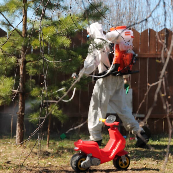 Обработка участка от клещей в Балашихе?